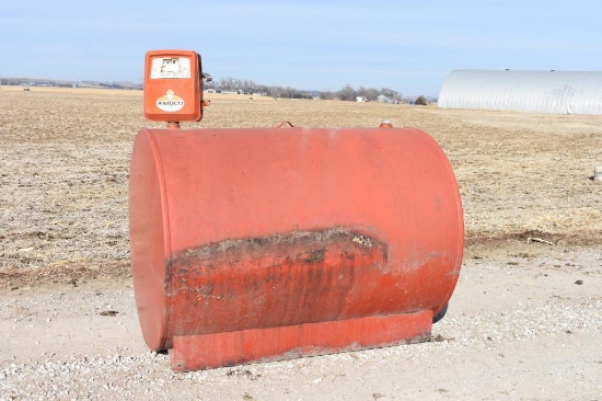 500 gal. fuel tank with older pump