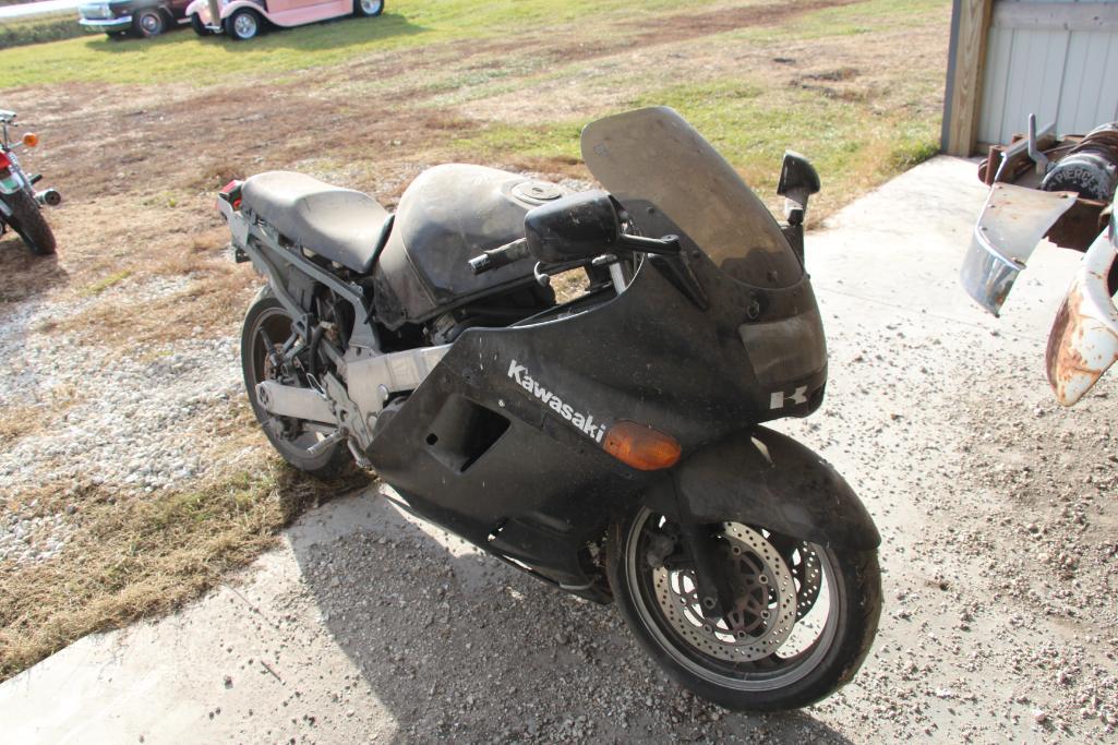 1991 Kawasaki Ninja ZX11 street bike | Proxibid