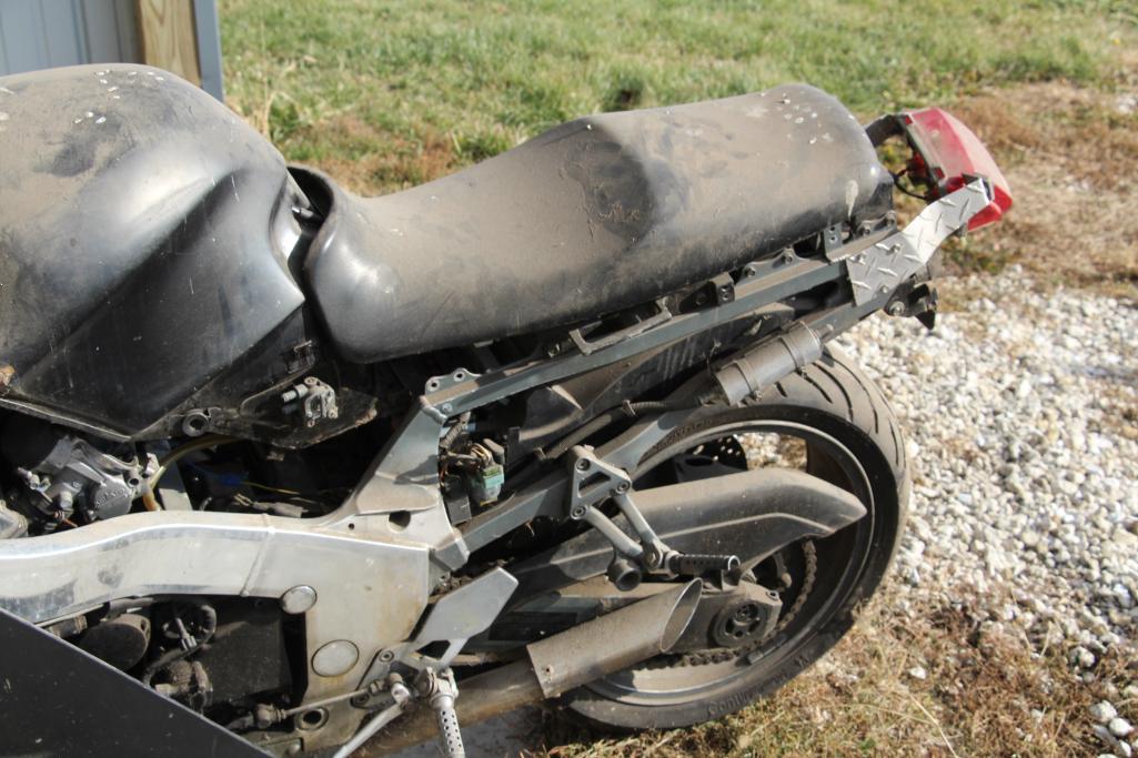 1991 Kawasaki Ninja ZX11 street bike | Proxibid