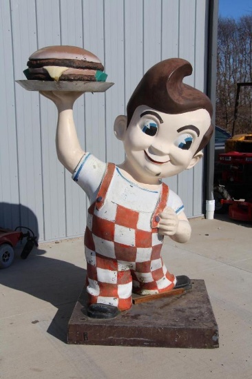 Big Boy statue