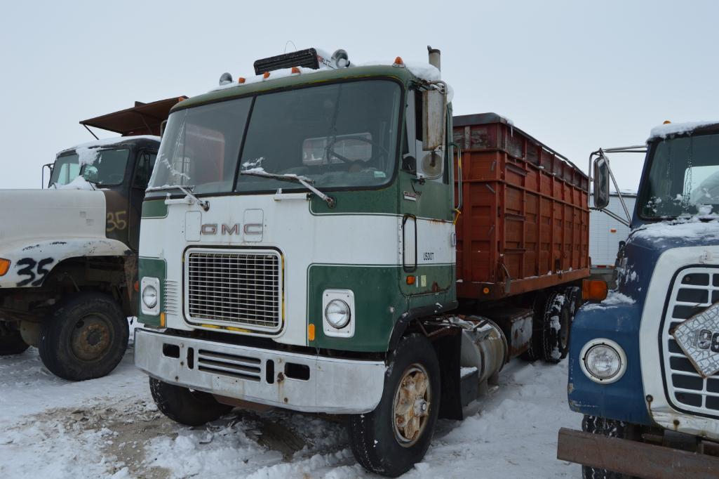 トラック群団　GMC アストロ　95 タンカータンダム GMC Astro 95 Tandem axle COE grain truck | Proxibid