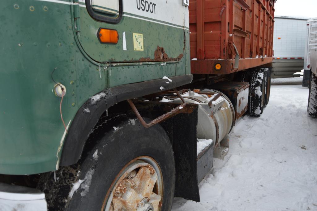 GMC Astro 95 Tandem axle COE grain truck | Proxibid
