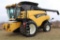 2005 New Holland CR960 2wd combine