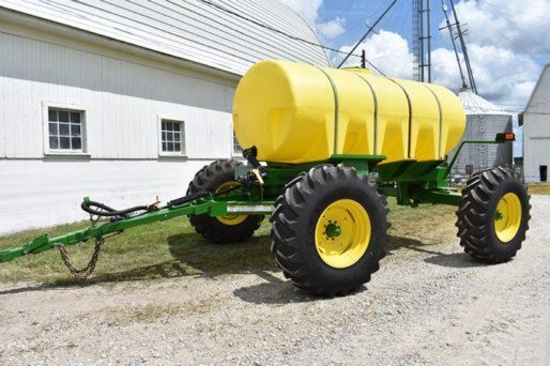 Dou-Lift Blue Mule 1,600 gal. all-wheel steer fertilizer cart