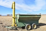 John Deere 310 feed wagon