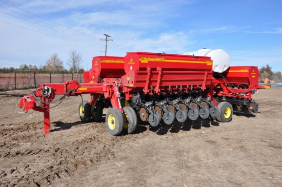 2011 Sunflower 9434 30' drill