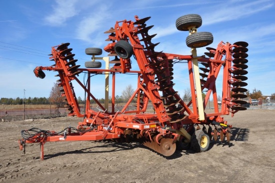 2003 Krause 7400 46' disk