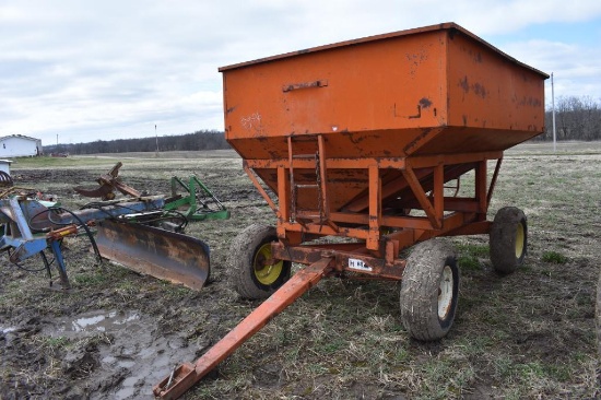 150 bu. gravity wagon on running gear