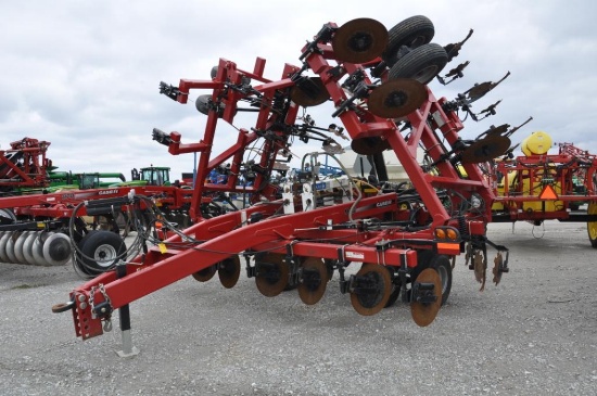 2016 Case-IH 930 17-knife applicator