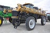 2016 RoGator RG1100B self-propelled sprayer