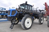 2014 New Holland SP.240R self-propelled sprayer