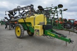 Sprayer Specialties VLU1000 pull-type sprayer