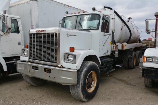 1982 GMC General vac truck