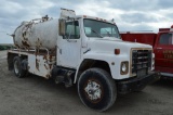 1981 International S1900 truck