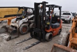 2004 Toyota 6,000lb forklift