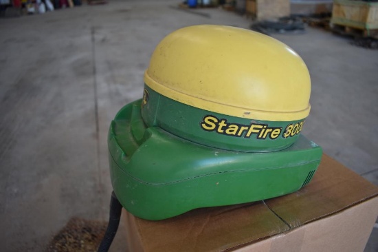 John Deere StarFire 3000 receiver