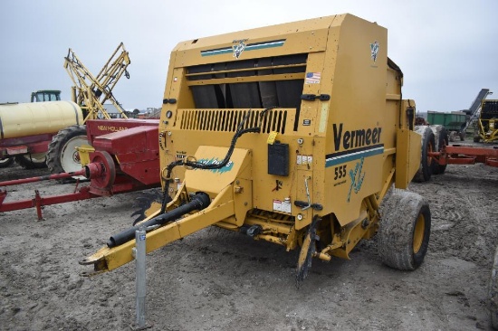 Vermeer 555 XL- Series round baler