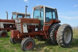 1980 IH 1086 2wd tractor