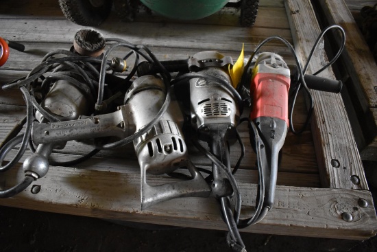 Assortment of electric power tools