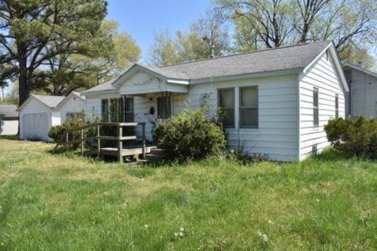 3 Bedroom, 2 Bath home w/ central air & a detached garage.