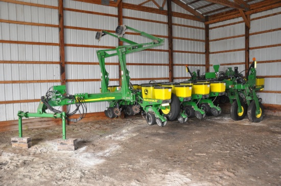 2011 John Deere 1770NT 12R30" planter