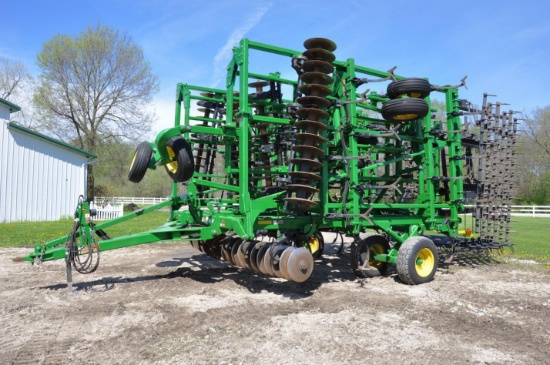 2015 John Deere 2310 45' soil finisher