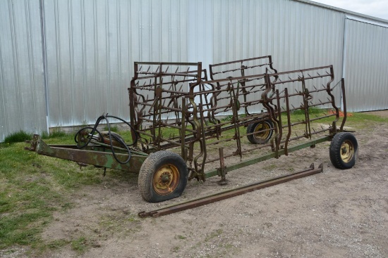 John Deere 5 section harrow