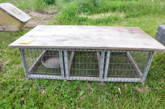 3-bay rabbit cage
