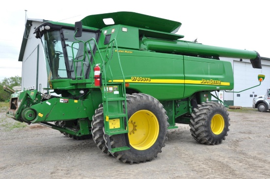 2006 John Deere 9760 STS 4wd combine