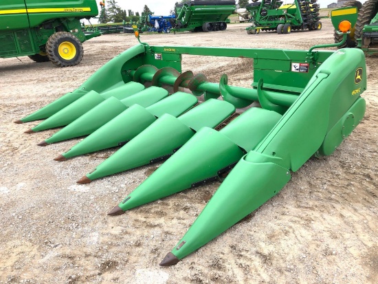 2011 John Deere 606C 6 row 30" corn head