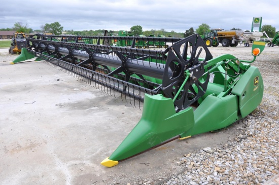 2010 John Deere 635F 35' HydraFlex platform