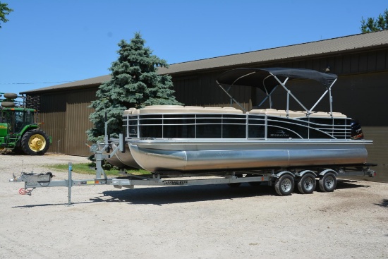 2011 Bennington RCL-25 25' Tri-Toon pontoon boat