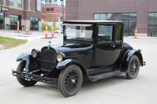 1925 Dodge 2-Door Sedan