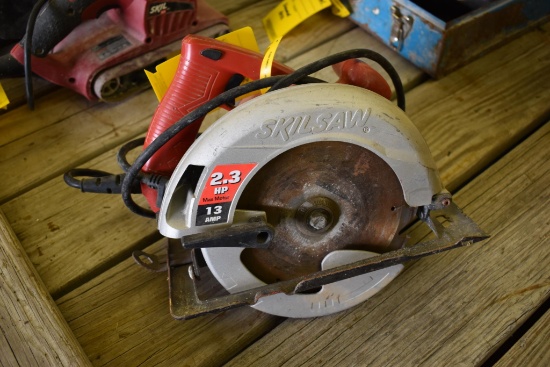 Skilsaw circular saw