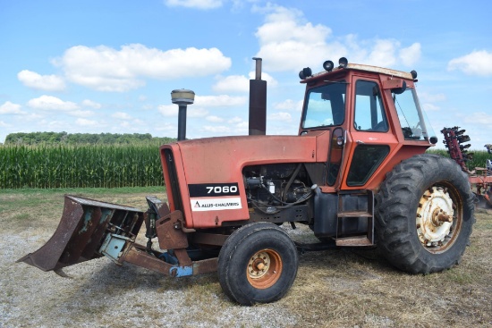 1980 Allis-Chalmers 7060 2wd tractor