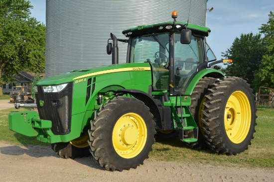 2012 John Deere 8285R MFWD tractor