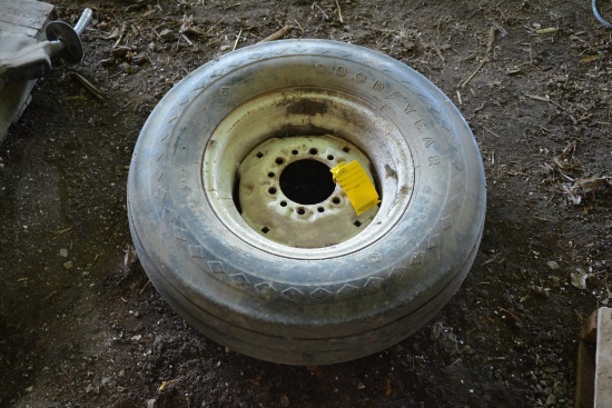 Goodyear 9.5L-15 imp. wheel on rim