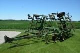 John Deere 960 24' field cultivator