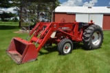 1975 International 574 2wd gas tractor