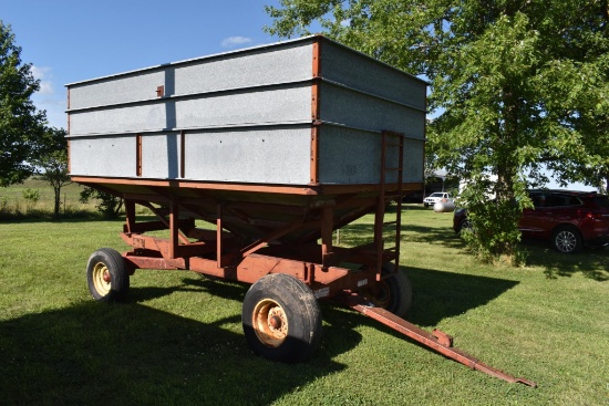 250 bu. gravity wagon on Kewanee 47 running gear