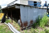 Portable livestock hut