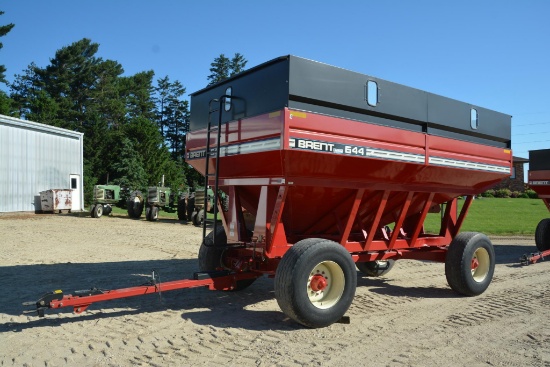 Brent 644 gravity wagon