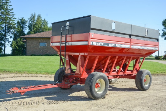 Brent 640 gravity wagon