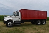 2004 International 4400 grain truck