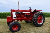 1967 IHC 806 tractor