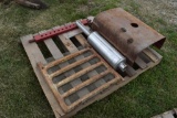 Pallet of IH tractor parts