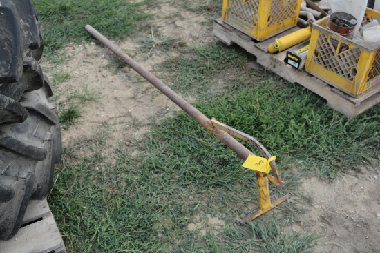 Tire bead breaker