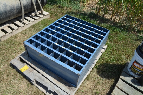 72 hole bolt bin