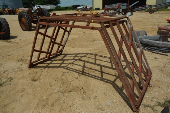 Large bale feeder