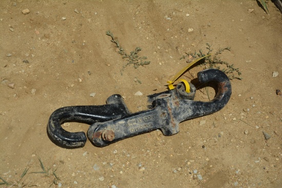 (2) tow hooks
